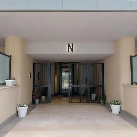 Akis Flat By Domusdimore *