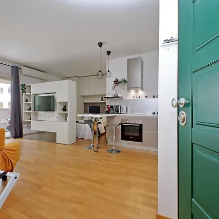 Akis Flat By Domusdimore Apartmán *