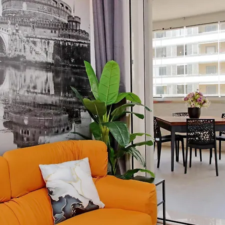 Akis Flat By Domusdimore