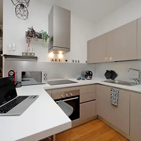 Apartmán Akis Flat By Domusdimore *